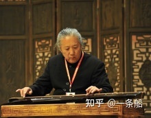 新余市古琴演奏家（杨青）的演奏特点与风格
